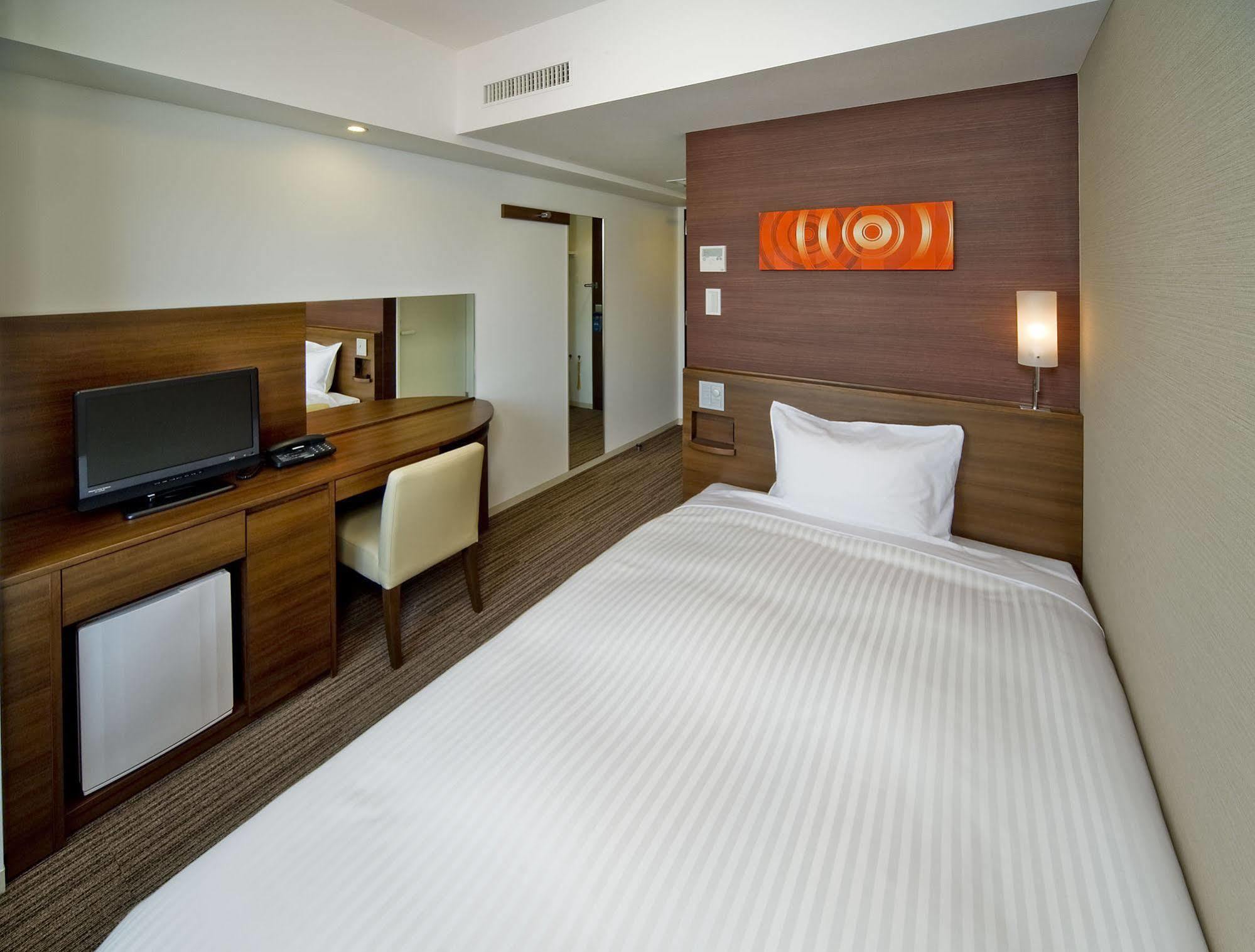 Sotetsu Fresa Inn Yokohama Totsuka Kültér fotó