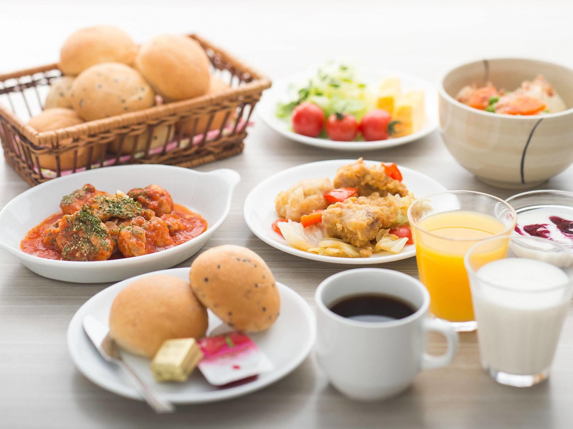 Sotetsu Fresa Inn Yokohama Totsuka Kültér fotó