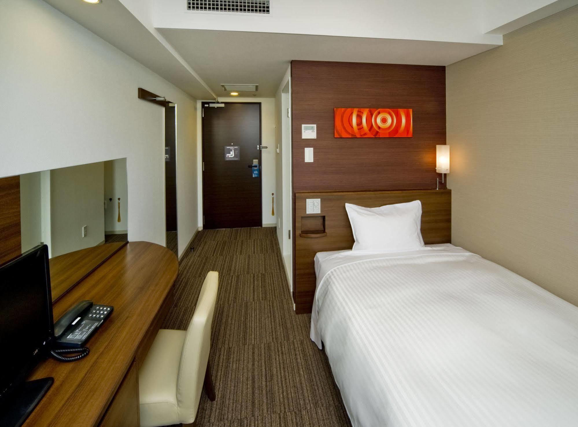 Sotetsu Fresa Inn Yokohama Totsuka Kültér fotó